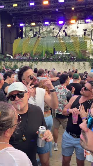 Video from All Day I Dream @ OfF Piknic, Montréal on June 7, 2025