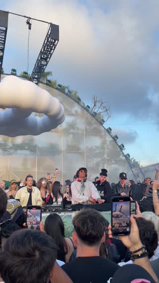 Video from Keinemusik @ Exposition Park, Los Angeles - Curated by @grouptherapy_eg on May 5, 2024
