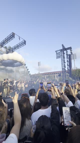 Video from Keinemusik @ Exposition Park, Los Angeles - Curated by @grouptherapy_eg on May 5, 2024