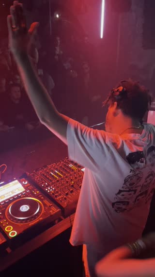 Video from Seth Troxler Memory on February 25, 2024