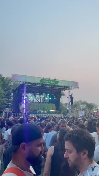 Video from All Day I Dream @ OfF Piknic, Montréal on June 8, 2025