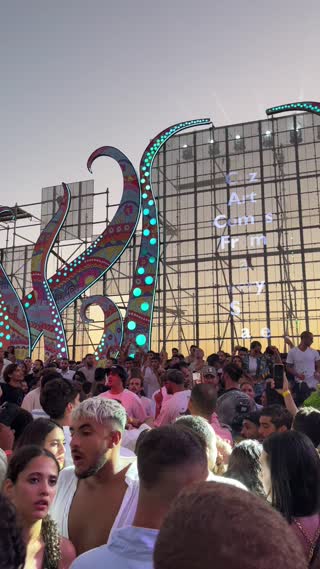 Video from Ahmed Spins @ Sol Beach Bar 2023 on August 5, 2023