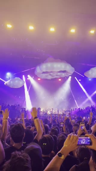 Video from Kloud NYC 23 - Curated by @grouptherapy_eg on July 2, 2023