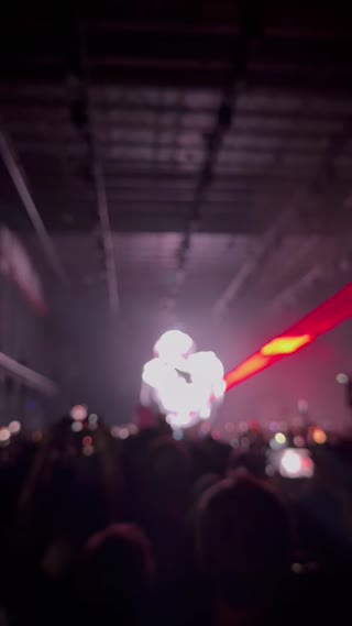 Video from Holo NYC 11.25 on November 26, 2023