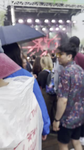 Video from Montréal  on May 17, 2025