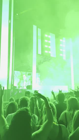 Video from Tiësto @ Riverside on September 13, 2025