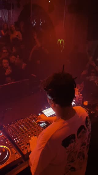 Video from Seth Troxler Memory on February 25, 2024