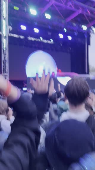 Video from Marlon Hoffstadt @ OfF Piknic, Montréal on May 24, 2025