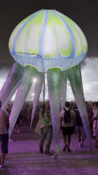 Video from John Summit @ Île Sonic on August 10, 2025