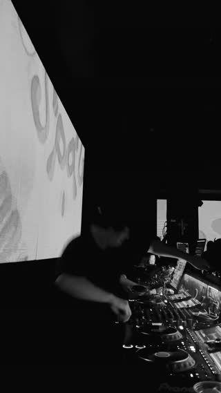 Video from Ahmed Spins @ Bijou 2024 on April 20, 2024