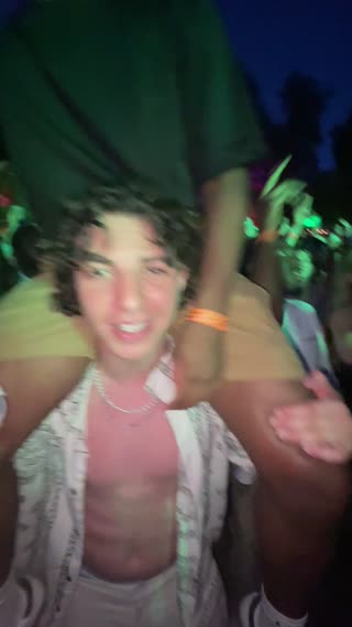 Video from Black Coffee @ OfF Piknic, Montréal on July 1, 2025