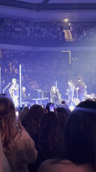 Video from Jonas Brothers, The Tour, Salt Lake City on November 5, 2023