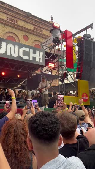 Video from Bora Uzer @ Brunch Electronik Barcelona on May 31, 2025