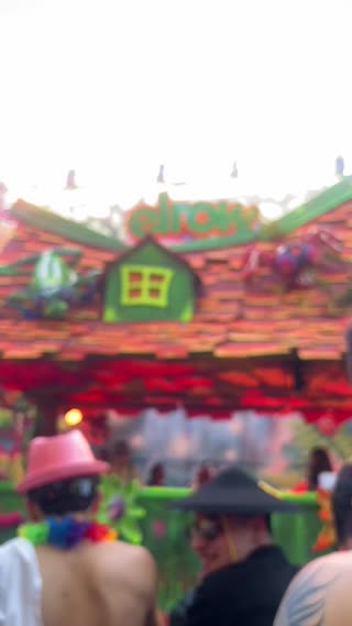 Video from Bora Uzer @ Elrow Town on May 1, 2025