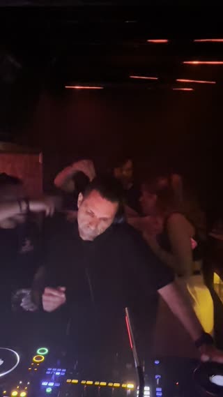 Video from DSF @ Hom Bar on March 2, 2024