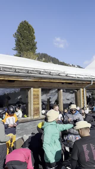 Video from 120 DRE - LE CHAT PERDU - Chums Cafe Bretaye on March 1, 2025