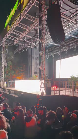 Video from Defected (Scène Fizz) on October 11, 2025